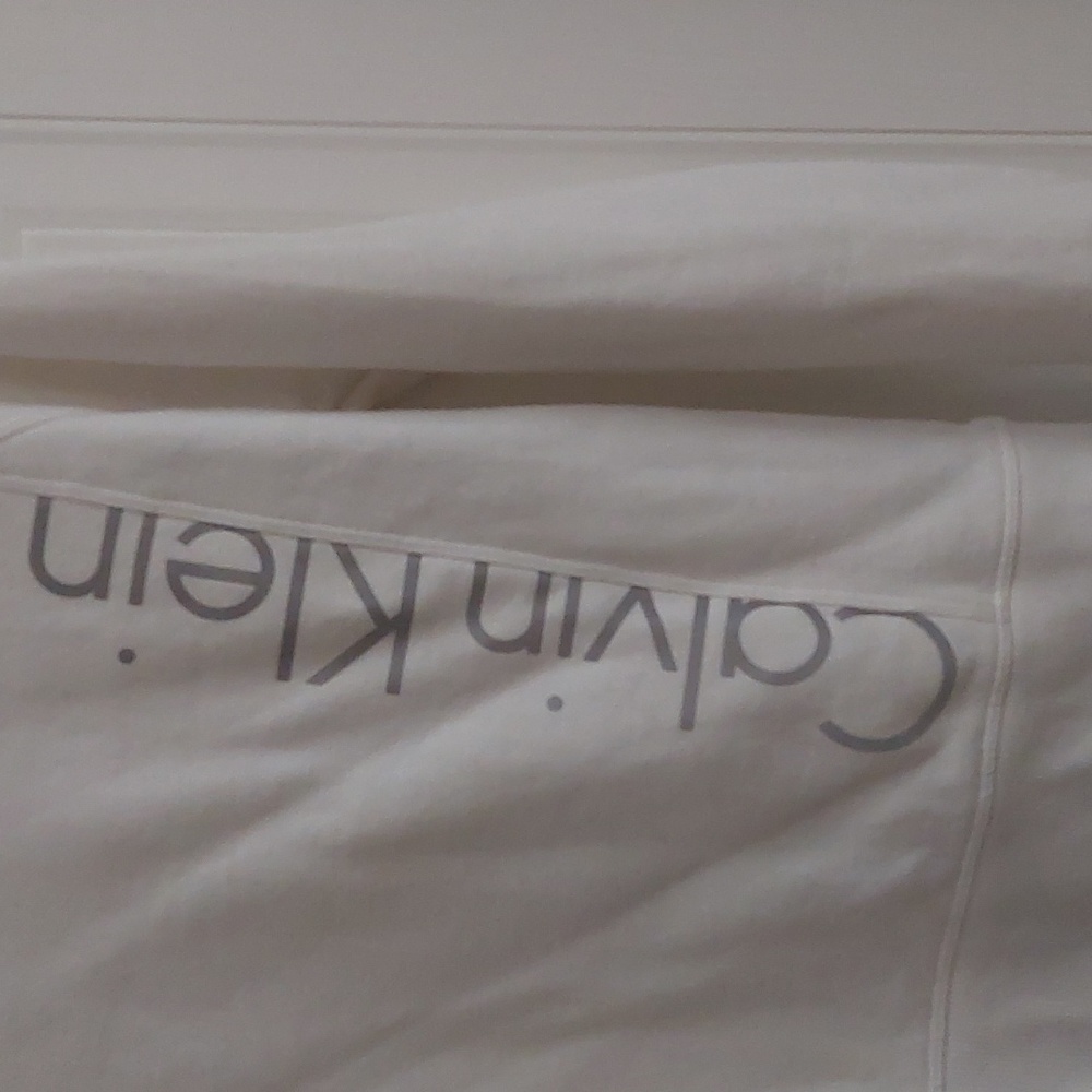 Calvin Klein Crew Neck Sweater - Picture 3 of 9